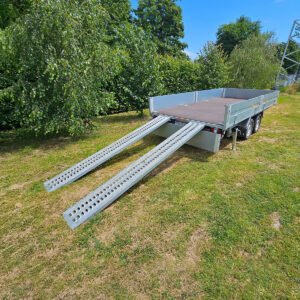 Przyczepka samochodowa Rydwan 4 × 2 m, DMC 750 kg (wyłącznie na doby)